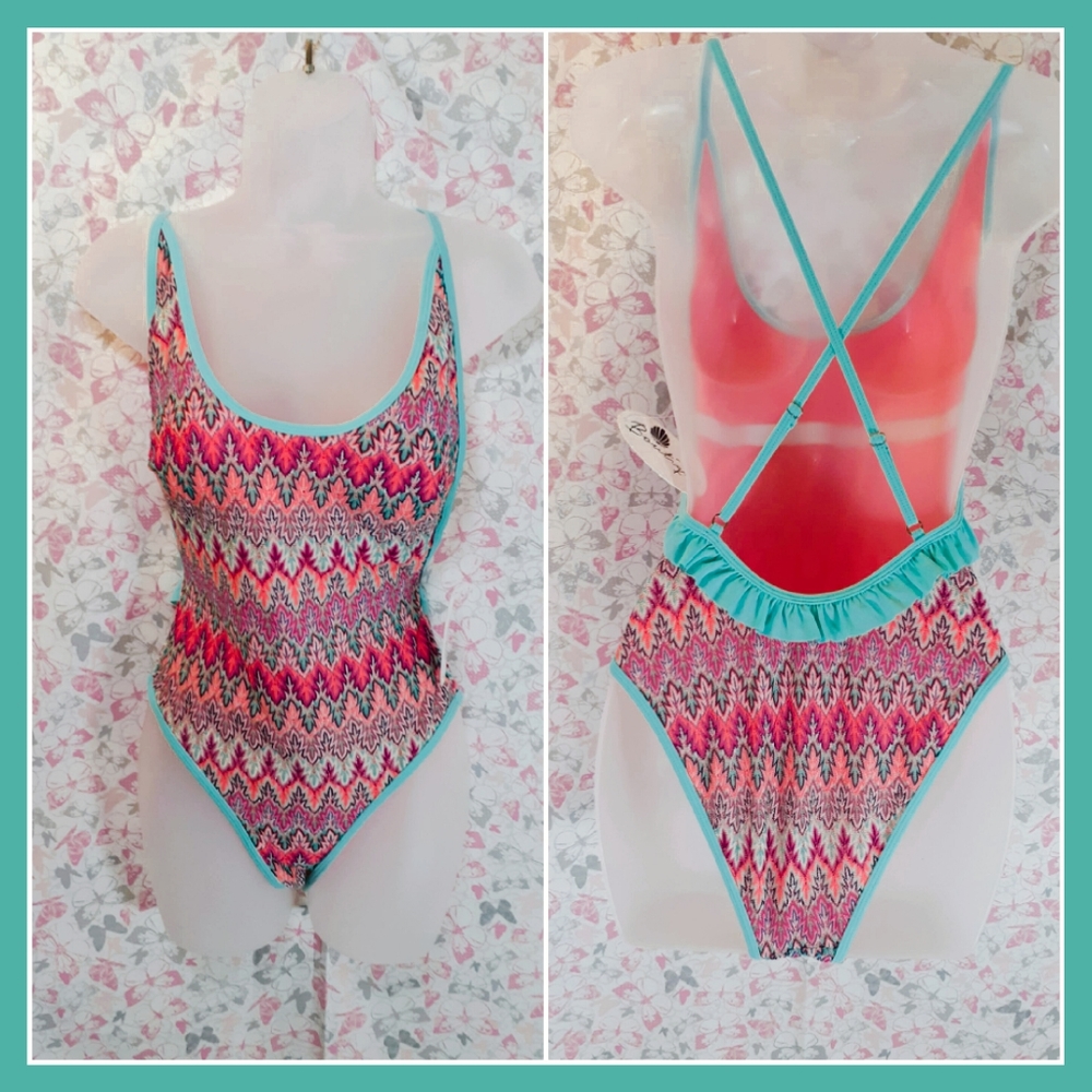 🎉S-HP🎉 *NWT* Mutilcolored Swimsuit